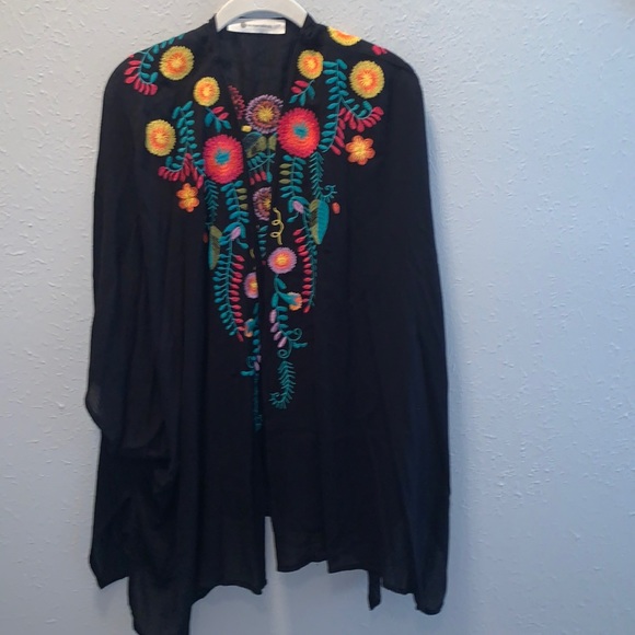Impeccable Pig Boho Black Kimono Duster Bright Multicolored Floral Small Medium - Picture 1 of 9